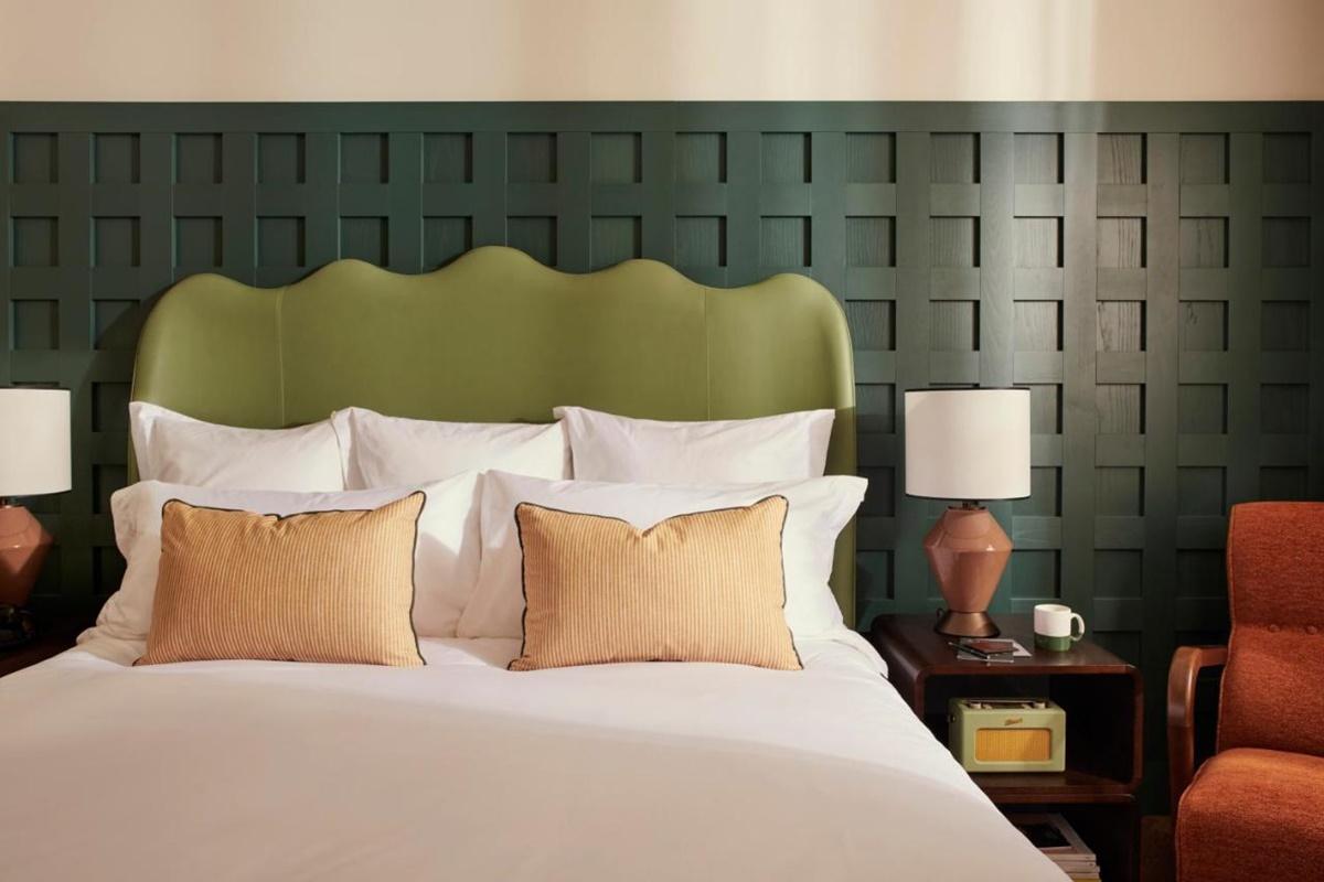 Hotell Beverly Hills 4*