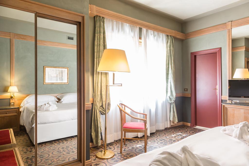 Beverly Hills 4* Rom