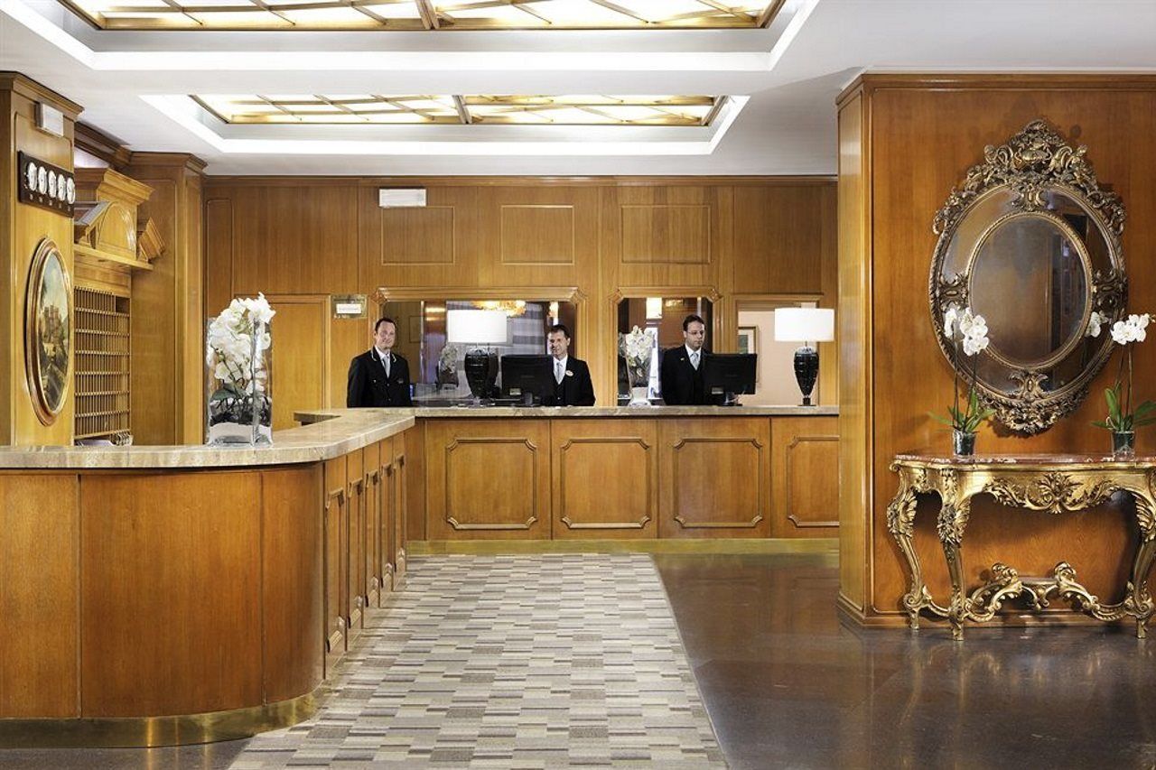 Beverly Hills 4* Rom