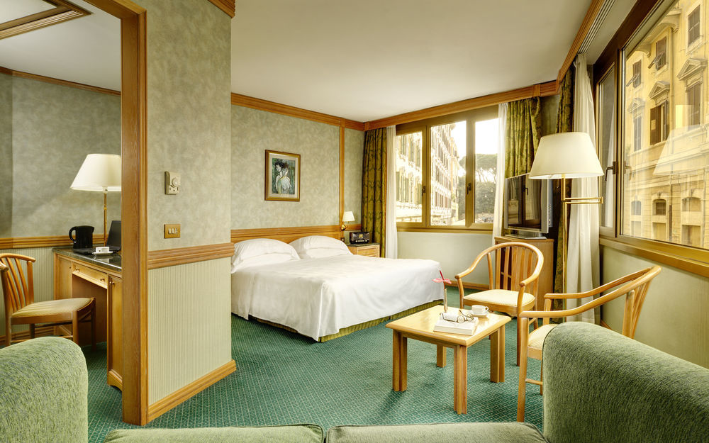 Beverly Hills Hotell 4*